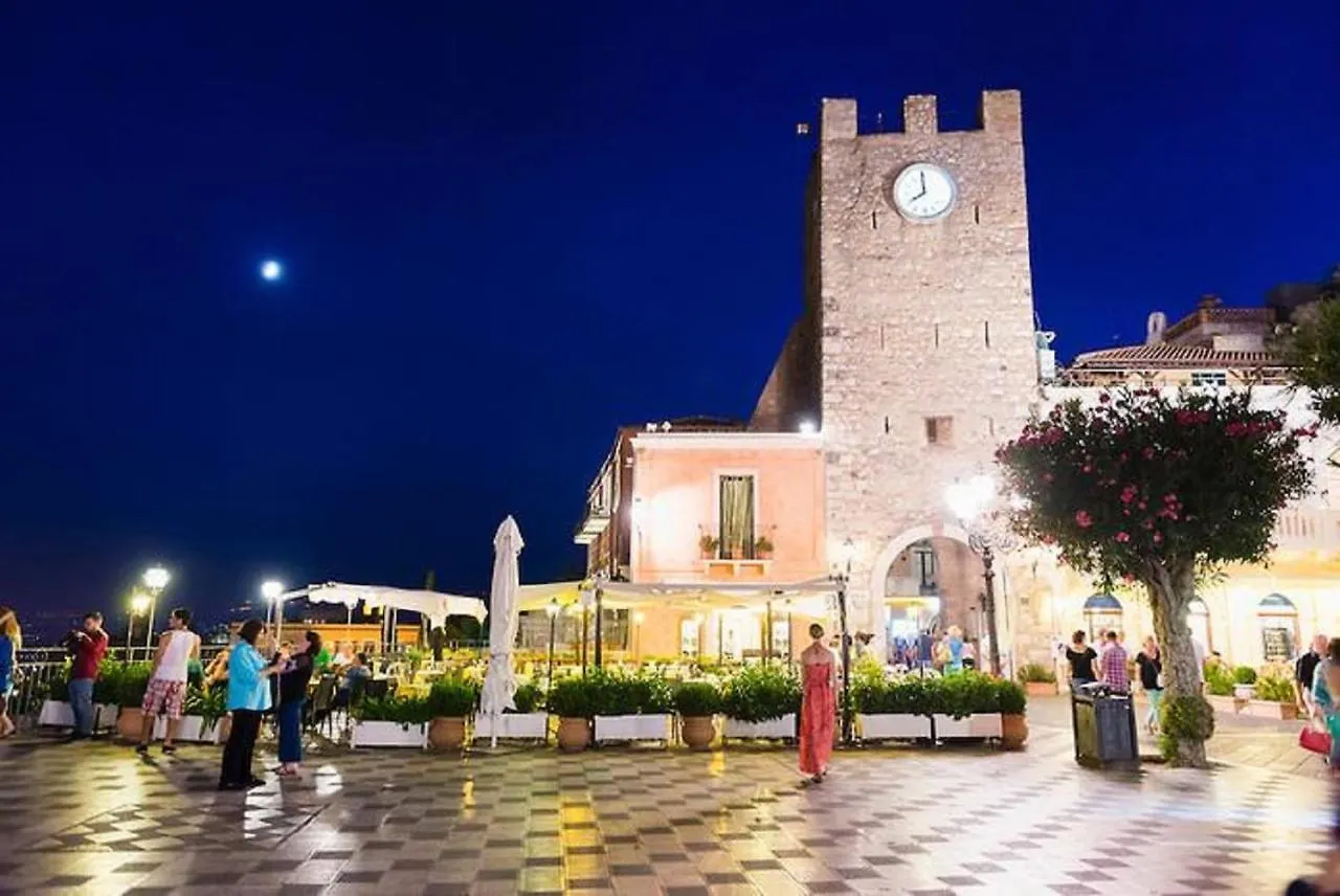 Greek Theater - Sea View Apartment Taormina Italien